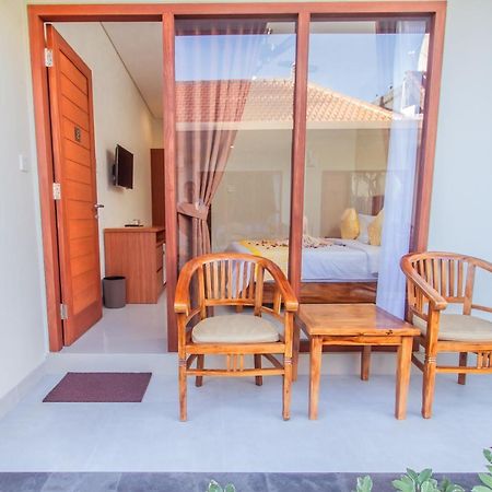 Cening Ayu Sanur Hotel Buitenkant foto